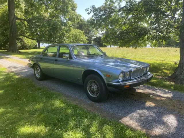 1987 Jaguar XJ6