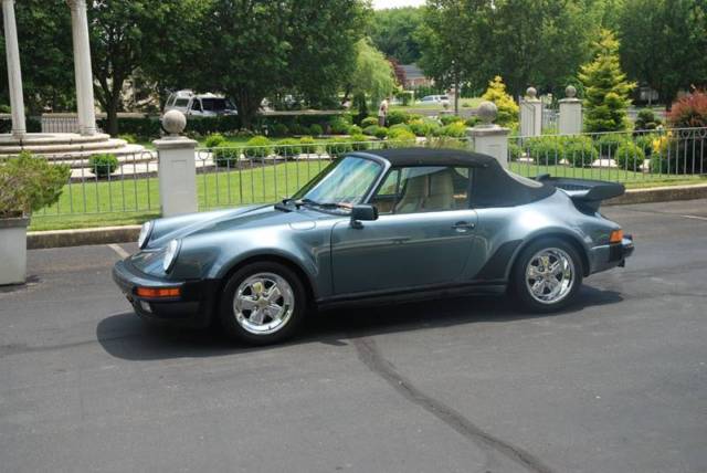 1987 Porsche 911 Carrera 2dr