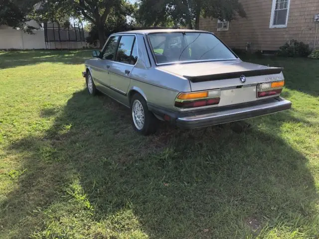 1987 BMW 5-Series