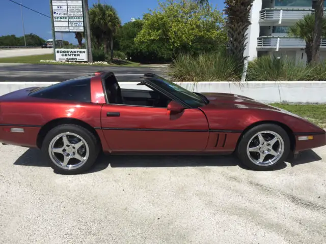 1987 Chevrolet Corvette Base 2dr Hatchback Hatchback 2-Door V8 5.7L