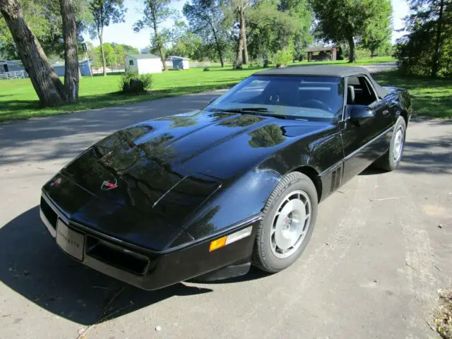 1987 Chevrolet Corvette Base 2dr Convertible