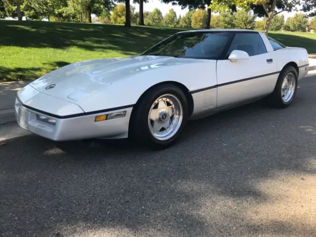 1987 Chevrolet Corvette 2 Door Targa Top