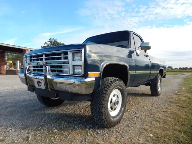 1987 Chevrolet C/K Pickup 2500 Silverado