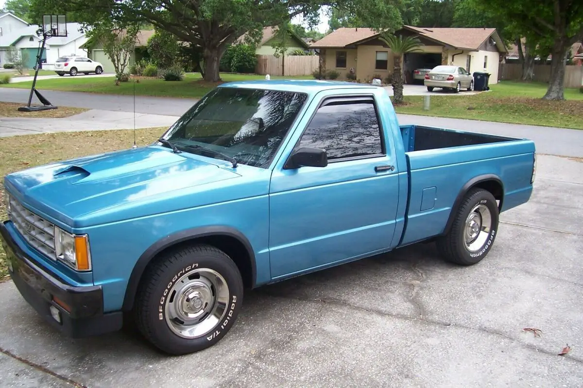 1987 Chevrolet S-10 base