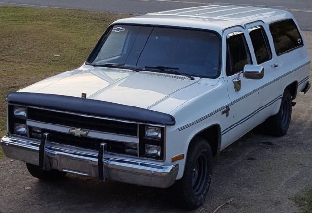 1987 Chevrolet Suburban Silverado
