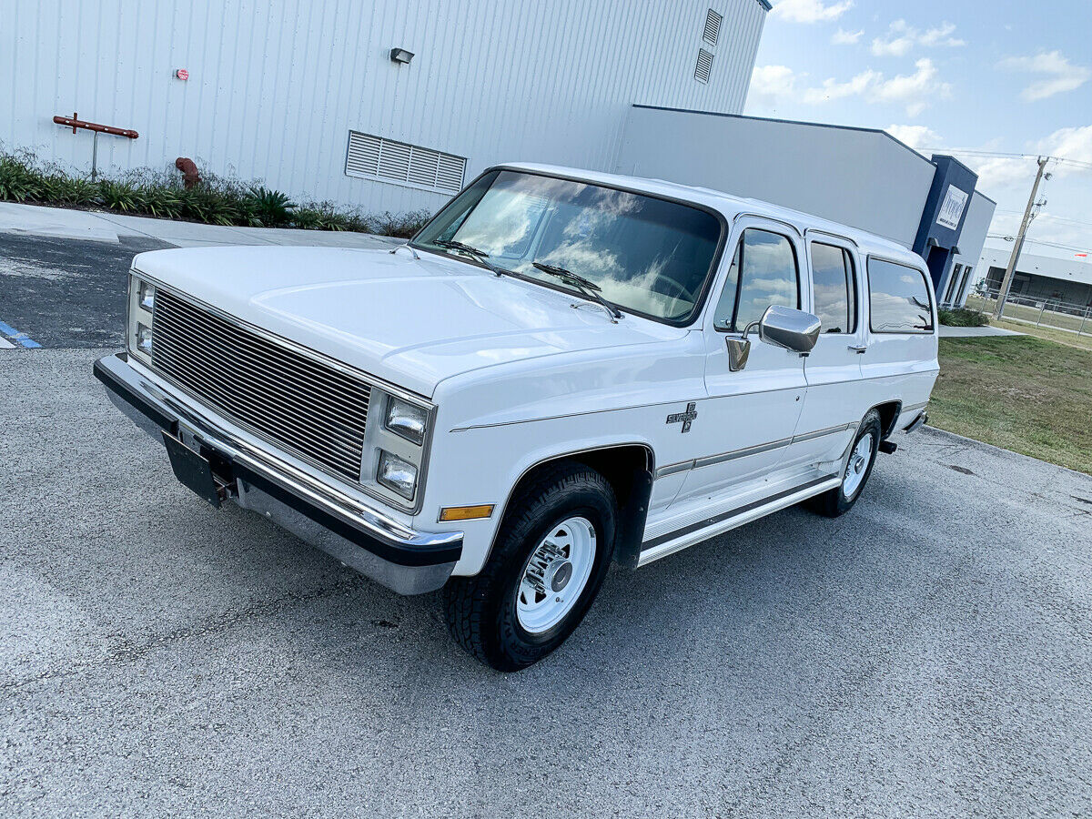 1987 Chevrolet Suburban 31K Miles!! Air Conditioning! 454cid