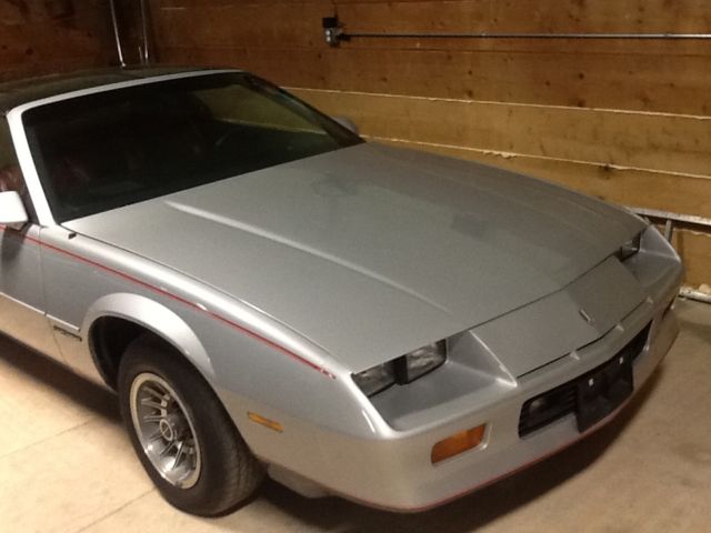 19870000 Chevrolet Camaro LT