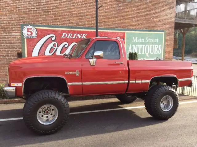 1987 Chevrolet C/K Pickup 1500 Custom Deluxe