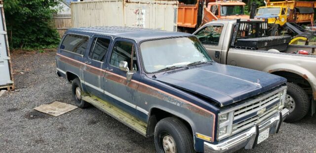 1987 Chevrolet Suburban V20 4x4 4wd LOADED solid project truck