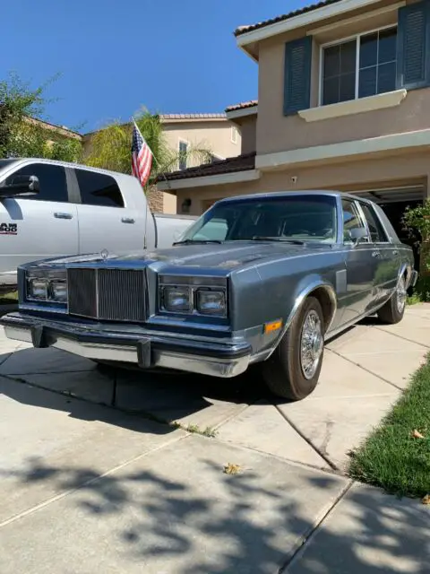 1987 Chrysler 5th Avenue Cloth