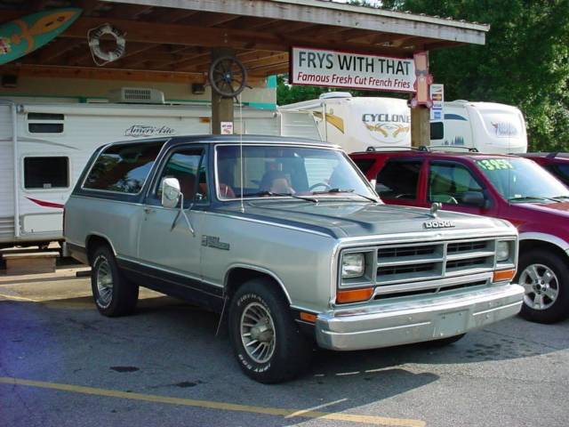 1987 Dodge Ramcharger SLT