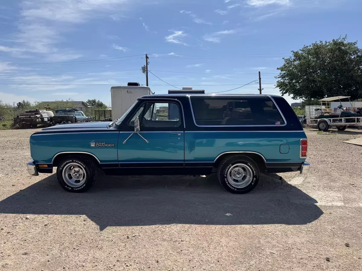 1987 Dodge Ramcharger AD-100