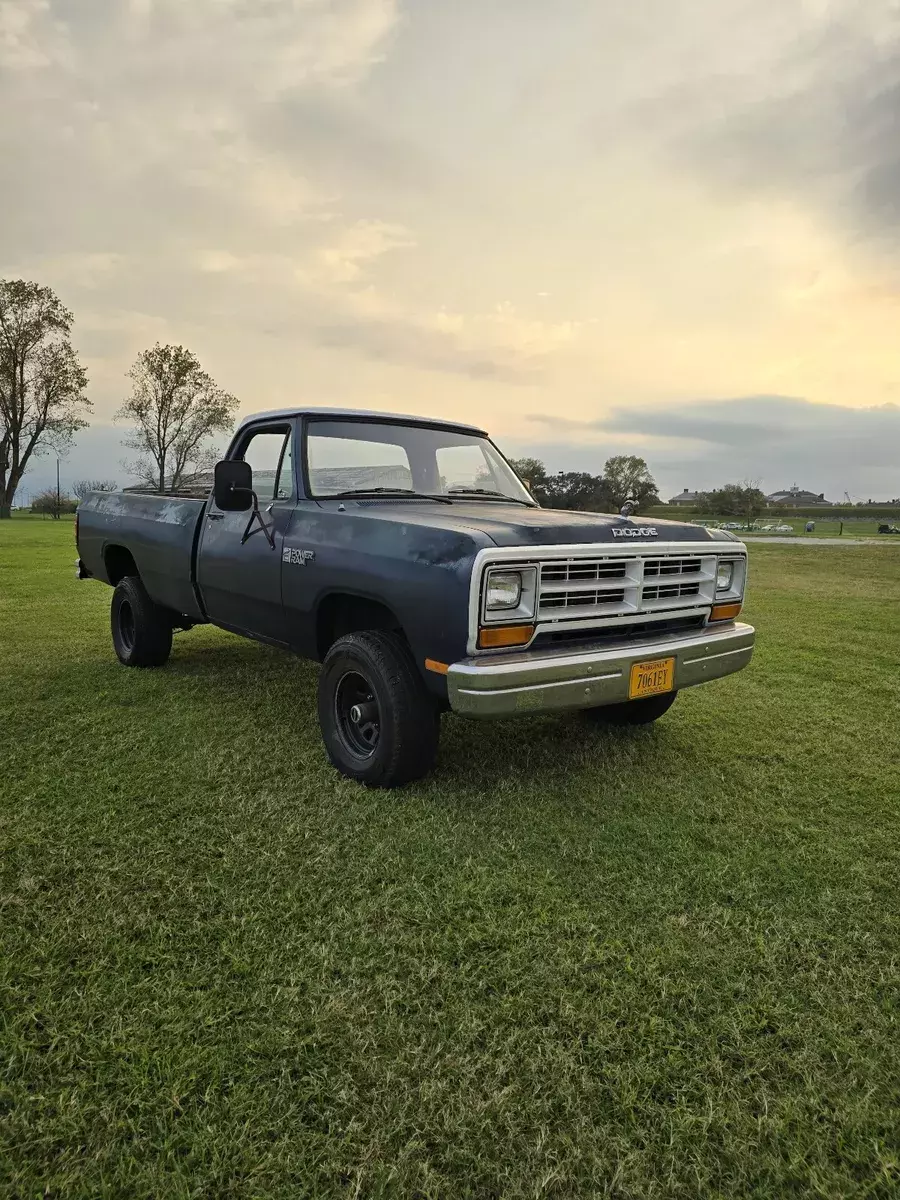 1987 Dodge W-Series W150