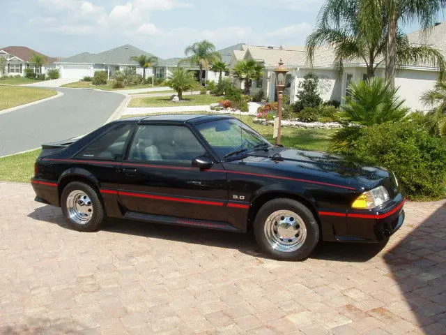 1987 Ford Mustang GT