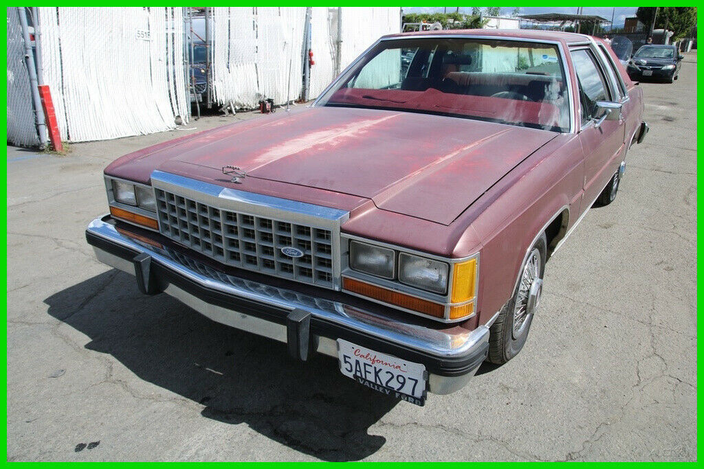 1987 Ford Crown Victoria LX