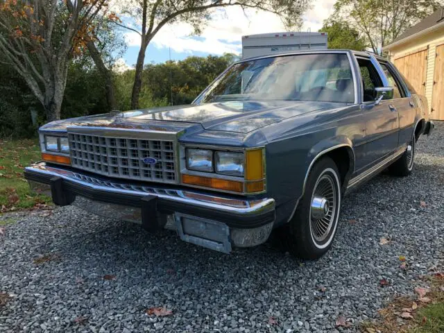 1987 Ford Crown Victoria LX