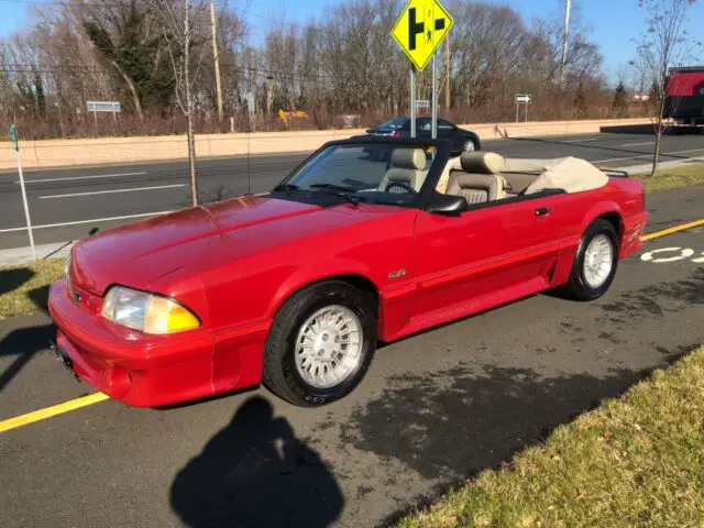 1987 Ford Mustang GT