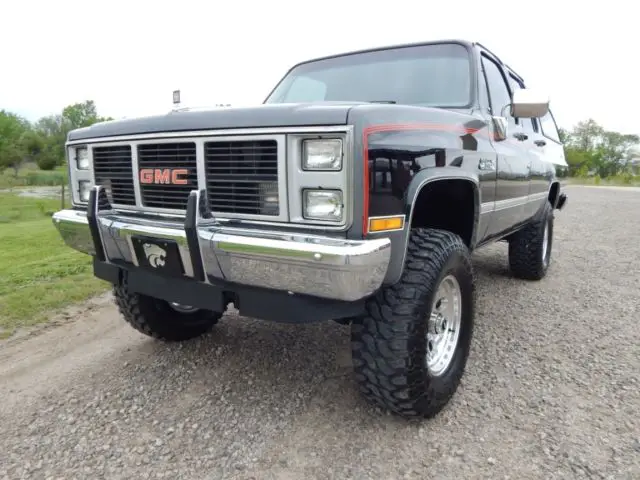 1987 Chevrolet Suburban 1500 Silverado