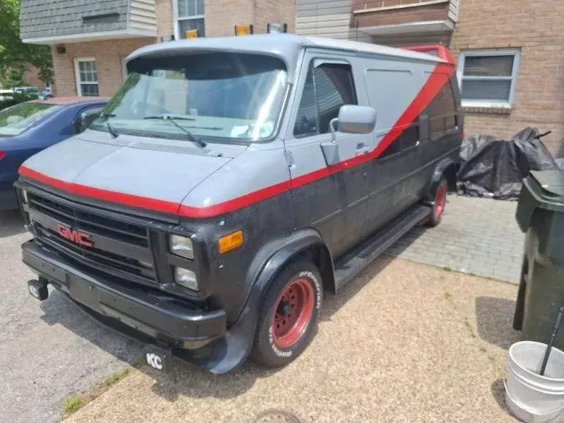 1987 GMC Sport Van 1987 GMC SPORT VAN/LOOKS JUST LIKE THE A- TEAM