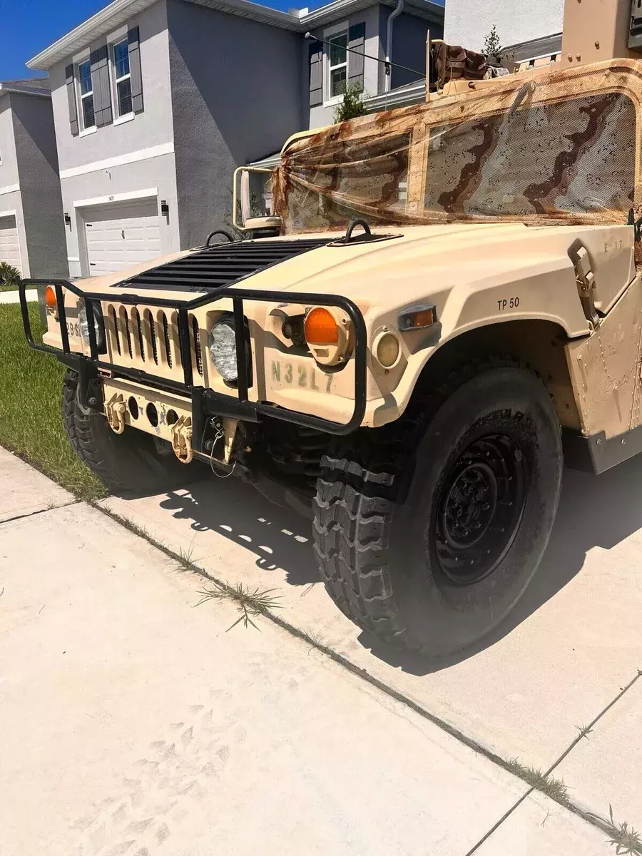 1987 Hummer H1 slant back