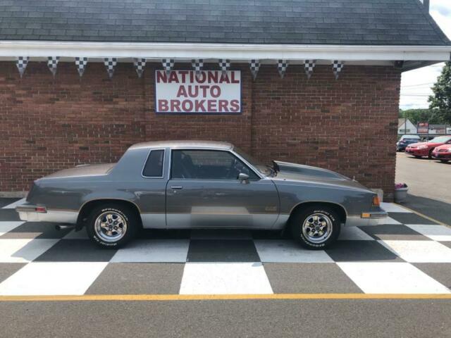 1987 Oldsmobile 442 Cutlass Supreme