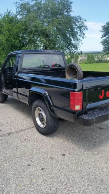 1987 Jeep Comanche Short bed