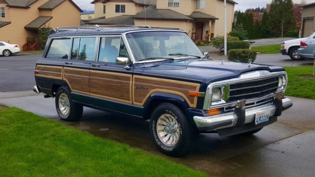 1987 Jeep Wagoneer 4DR