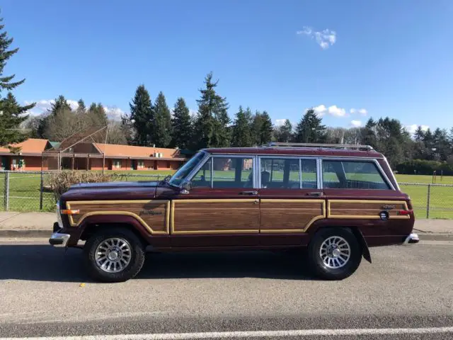 1987 Jeep Wagoneer GRAND-WAGONEER