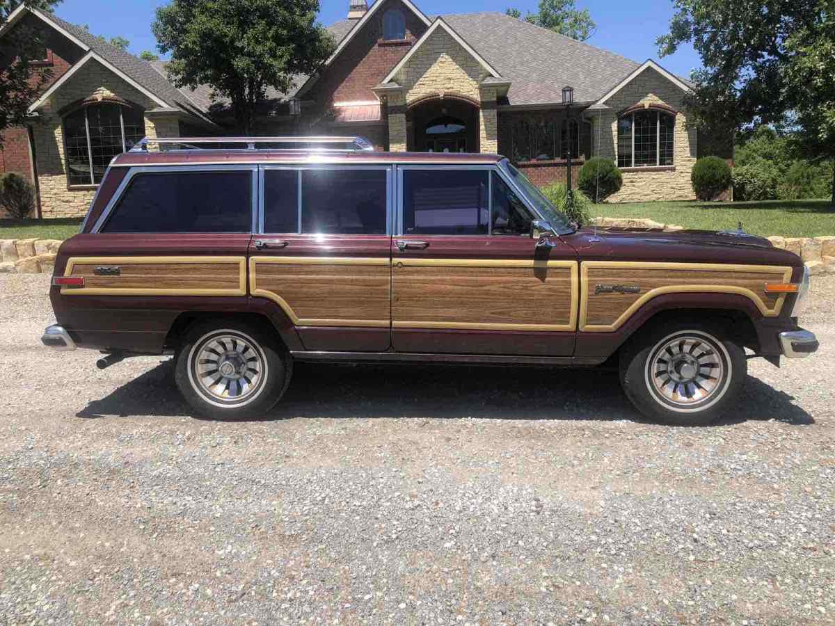 1987 Jeep Grand Wagoneer