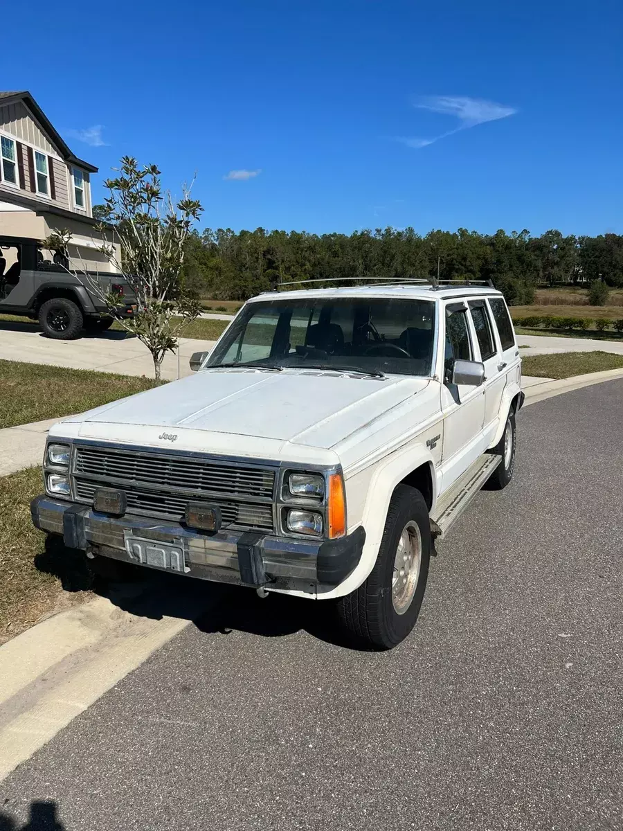 1987 Jeep Wagoneer