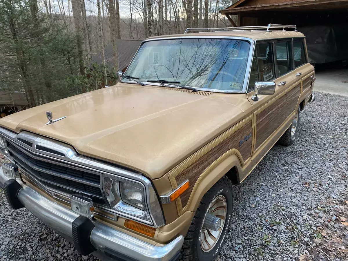 1987 Jeep Wagoneer