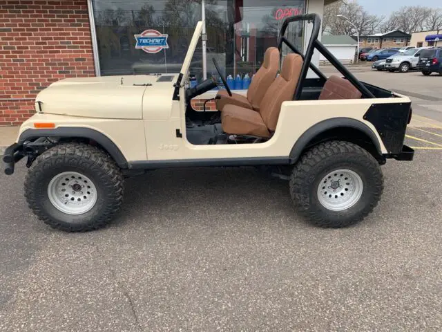 1987 Jeep Wrangler LAREDO