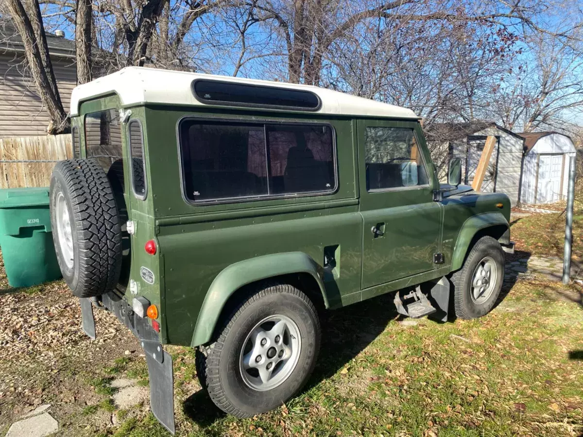 1987 Land Rover Defender