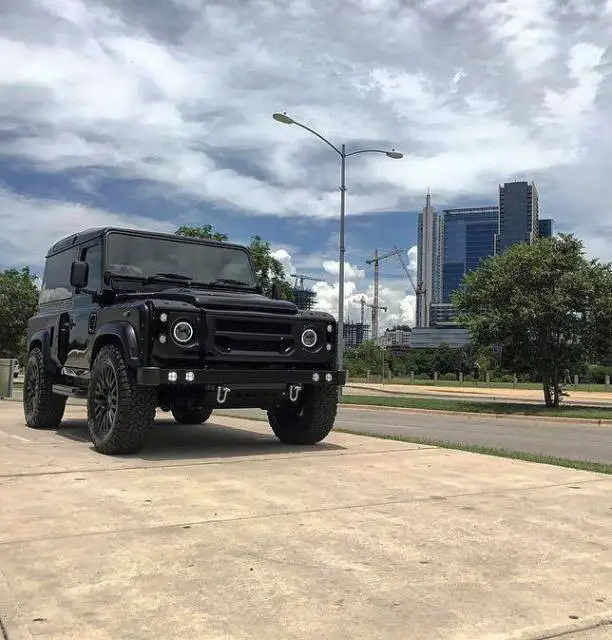 1987 Land Rover Defender