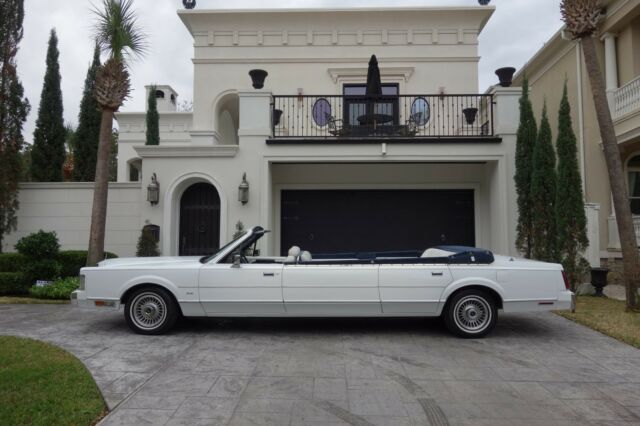 1987 Lincoln Town Car