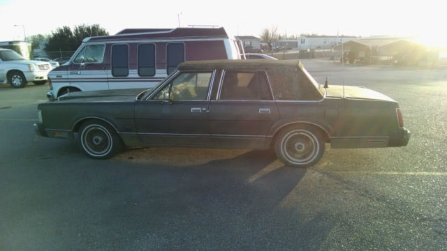 1987 Lincoln Town Car