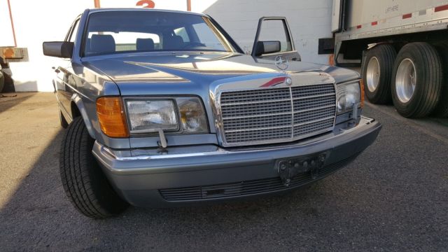 1987 Mercedes-Benz 500-Series