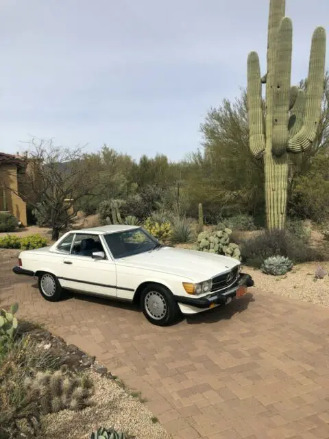 1987 Mercedes-Benz 500-Series 560 SL