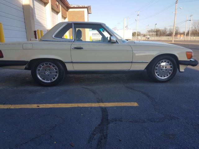 1987 Mercedes-Benz 500-Series 2 door