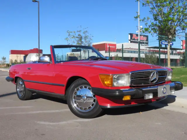 1987 Mercedes-Benz SL-Class 560SL