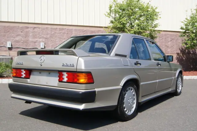 1987 Mercedes-Benz 190-Series