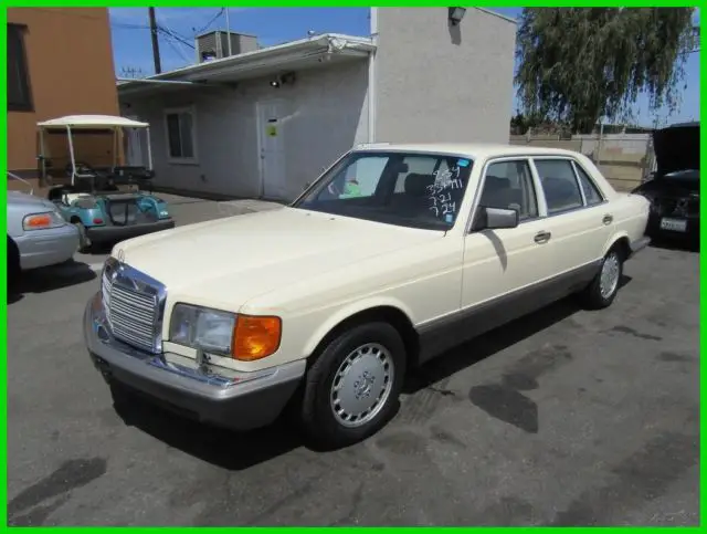 1987 Mercedes-Benz 300-Series 4 Dr Turbodiesel