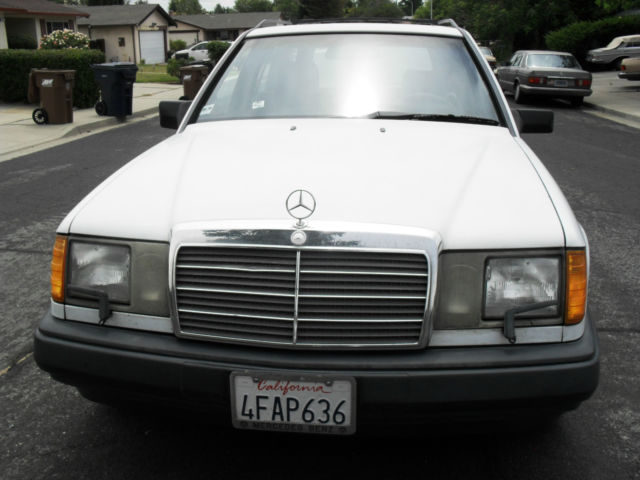 1987 Mercedes-Benz 300-Series