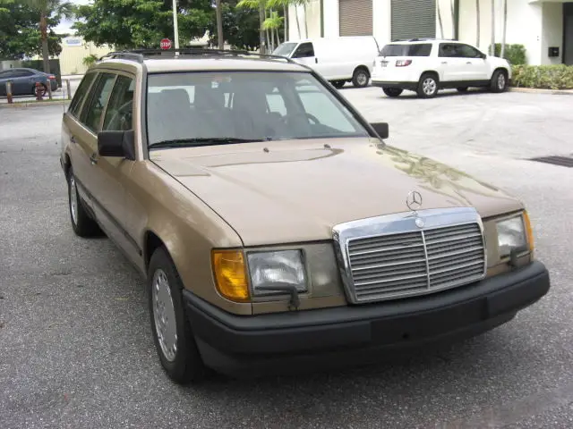 1987 Mercedes-Benz 300-Series