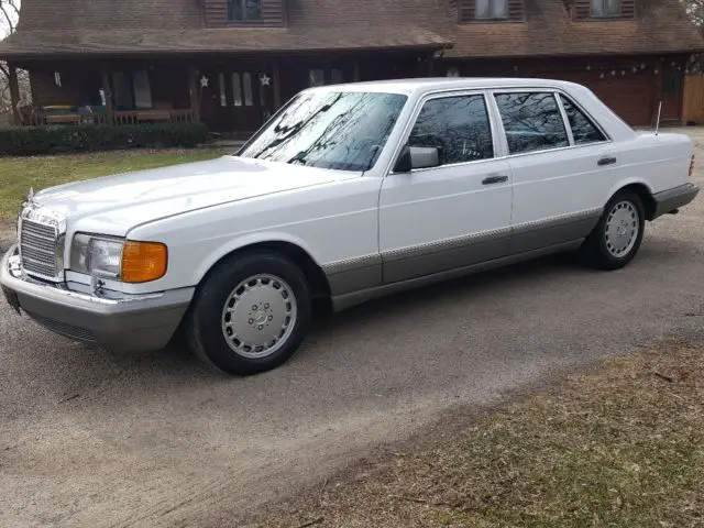 1987 Mercedes-Benz 400-Series SEL