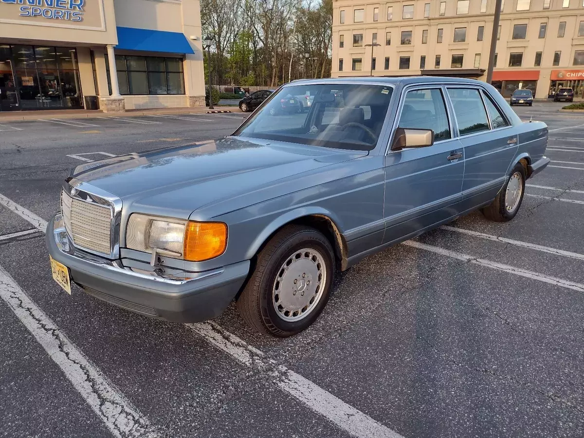 1987 Mercedes-Benz 400-Series SEL