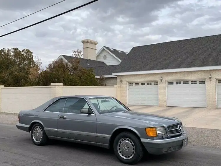 1987 Mercedes-Benz 500-Series