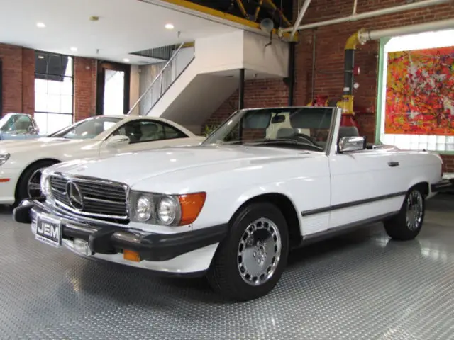 1987 Mercedes-Benz 500-Series SL