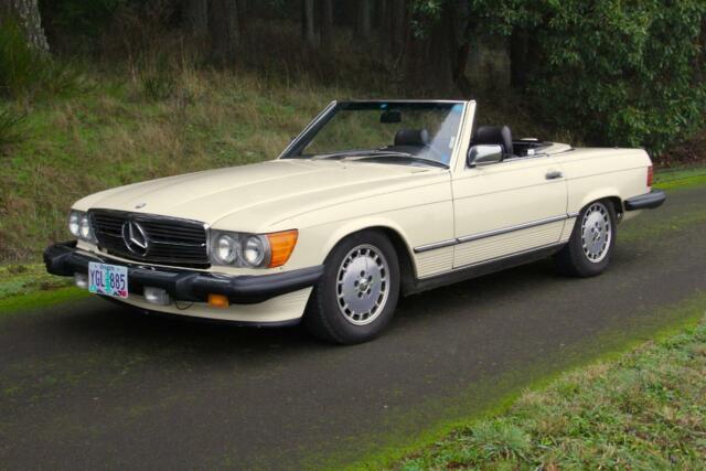 1987 Mercedes-Benz SL-Class 560SL. EXCEPTIONAL, LOW-MILE ORIGINAL. See VIDEO