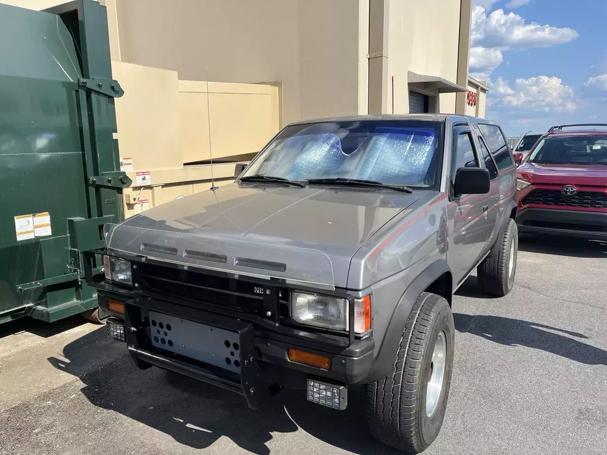 1987 Nissan Pathfinder